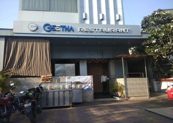 Geetha-Restaurant-Food-Pure-vegetarian-restaurants-Surat-Gujarat