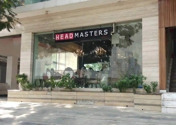 Headmasters-Entertainment-Beauty-parlour-Surat-Gujarat