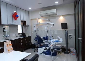 Summirow-Dental-Health-Dental-clinics-Orthodontist-Surat-Gujarat-2
