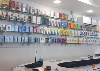 New-Mobile-Store-Shopping-Mobile-stores-Thiruvananthapuram-Kerala-2