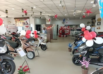 Vishal-Honda-Shopping-Motorcycle-dealers-Tinsukia-Assam-2