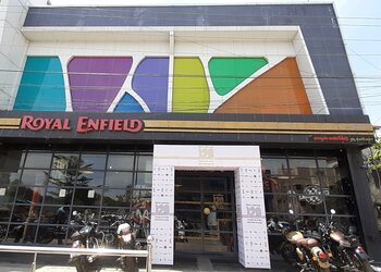 Oxina-Motors-Shopping-Motorcycle-dealers-Tiruchirappalli-Tamil-Nadu