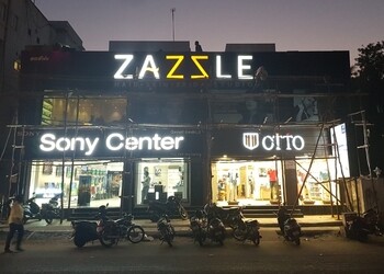 Zazzle-Unisex-Salon-Bridal-Studio-Entertainment-Beauty-parlour-Tiruchirappalli-Tamil-Nadu