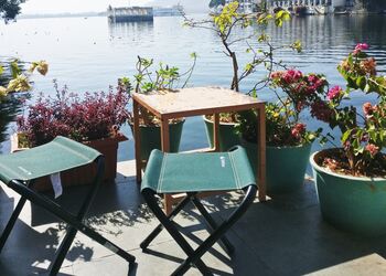 Jheel-s-Ginger-Coffee-Food-Cafes-Udaipur-Rajasthan-1