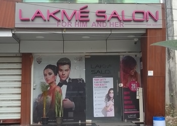 Lakme-Salon-For-Him-Her-Entertainment-Beauty-parlour-Ujjain-Madhya-Pradesh