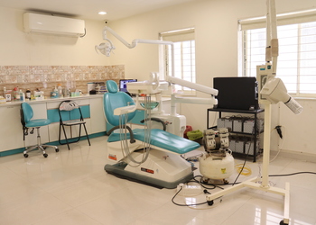Dr-Amish-Mehta-s-Chandan-Dental-Health-Dental-clinics-Orthodontist-Vadodara-Gujarat-2
