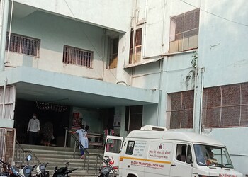 Jalaram-Blood-Bank-Health-24-hour-blood-banks-Vadodara-Gujarat