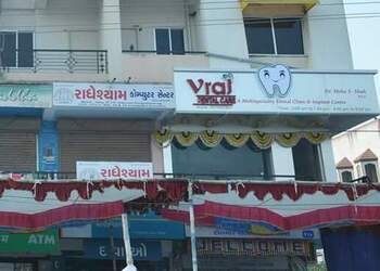 Vraj-Dental-Care-Health-Dental-clinics-Orthodontist-Vadodara-Gujarat