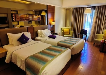 Madin-Hotel-Local-Businesses-5-star-hotels-Varanasi-Uttar-Pradesh-1