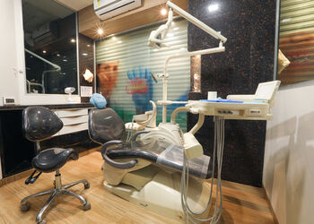 Dental-Curve-Health-Dental-clinics-Vasai-Virar-Maharashtra-2