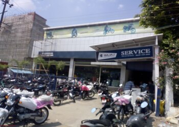 VDS-Sayar-Bajaj-Shopping-Motorcycle-dealers-Vellore-Tamil-Nadu
