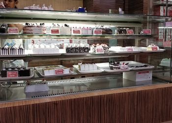 Bakers-Inn-Food-Cake-shops-Vijayawada-Andhra-Pradesh-2