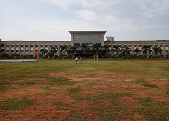 Dhanekula-Institute-of-Engineering-Technology-Education-Engineering-colleges-Vijayawada-Andhra-Pradesh