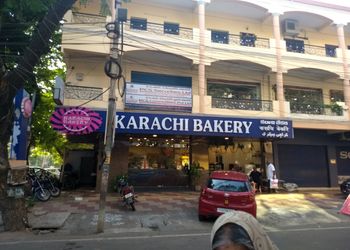 Karachi-Bakery-Food-Cake-shops-Vijayawada-Andhra-Pradesh