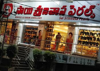 Sai-Srinivasa-Pearls-Shopping-Jewellery-shops-Vijayawada-Andhra-Pradesh