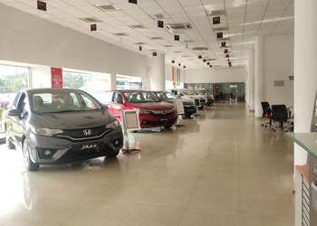 Sundaram-Honda-Shopping-Car-dealer-Visakhapatnam-Andhra-Pradesh