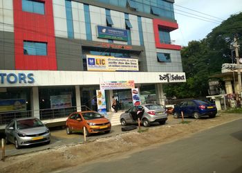 Select-Motors-Shopping-Car-dealer-Warangal-Telangana