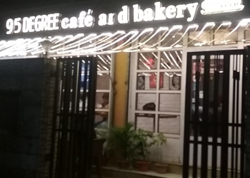 95-degree-cafe-Cafes-Alipore-kolkata-West-bengal-1