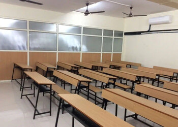 Aakash-institute-Coaching-centre-Kolhapur-Maharashtra-2
