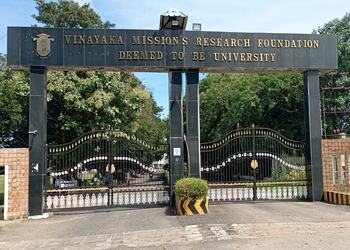 Aarupadai-veedu-institute-of-technology-Engineering-colleges-Chennai-Tamil-nadu-1