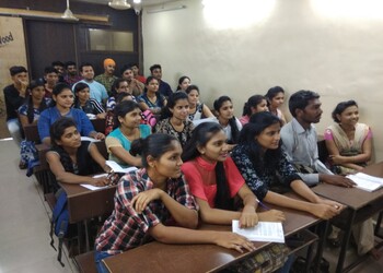 Aastha-coaching-classes-Coaching-centre-Ulhasnagar-Maharashtra-2