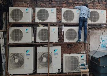 Ac-hours-services-Air-conditioning-services-Mohali-Punjab-3