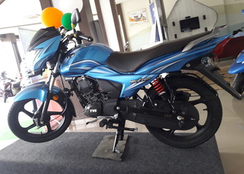 Adarsha-tvs-showroom-Motorcycle-dealers-Karimnagar-Telangana-2