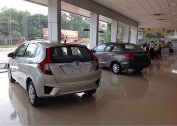 Aditya-honda-Car-dealer-Jalgaon-Maharashtra-3