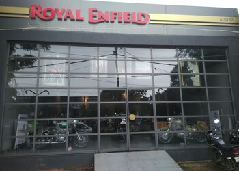 Aditya-moto-Motorcycle-dealers-Rajkot-Gujarat-1
