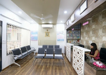 Aditya-skin-clinic-laser-center-Dermatologist-doctors-Karelibaug-vadodara-Gujarat-2