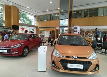 Advaith-hyundai-car-showroom-Car-dealer-Shivajinagar-bangalore-Karnataka-3