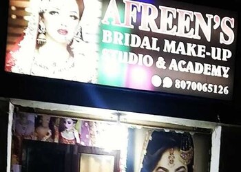 Afreens-makeover-Makeup-artist-Dahisar-mumbai-Maharashtra-1