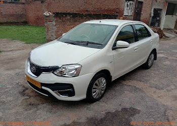 Agra-taxi-point-Car-rental-Tajganj-agra-Uttar-pradesh-1
