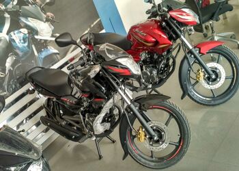 Aherkar-bajaj-Motorcycle-dealers-Solapur-Maharashtra-2