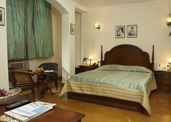 Ajanta-hotel-3-star-hotels-New-delhi-Delhi-2
