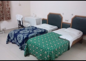 Akash-guest-house-tourist-dormitory-Budget-hotels-Haldia-West-bengal-2
