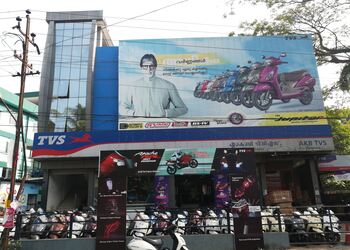 Akb-motors-Motorcycle-dealers-Kozhikode-Kerala-1