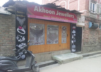 Akhoon-jewellers-Jewellery-shops-Batamaloo-srinagar-Jammu-and-kashmir-1