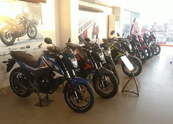 Alankar-honda-Motorcycle-dealers-Boring-road-patna-Bihar-2