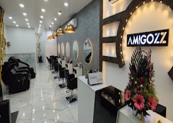 Amigozz-salon-Beauty-parlour-Dhantoli-nagpur-Maharashtra-2