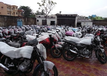 Amit-bajaj-service-Motorcycle-dealers-Kharagpur-West-bengal-3