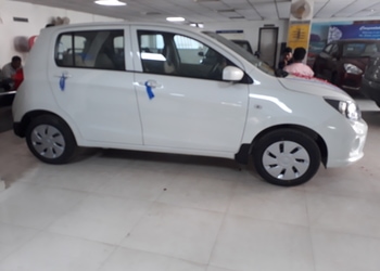 Amitdeep-motors-Car-dealer-Allahabad-prayagraj-Uttar-pradesh-3
