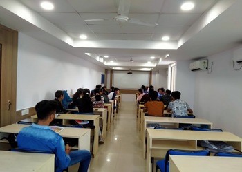 Amity-university-jharkhand-Engineering-colleges-Ranchi-Jharkhand-2