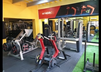 Amplified-fitness-centre-Gym-Bhowanipur-kolkata-West-bengal-1