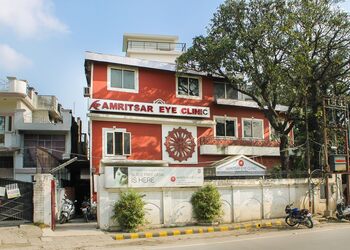 Amritsar-eye-clinic-Eye-hospitals-Clock-tower-dehradun-Uttarakhand-1