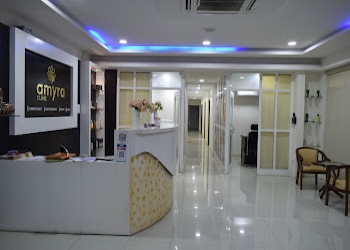 Amyra-clinic-Dermatologist-doctors-Warangal-Telangana-2