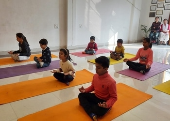 Anand-yogalaya-Yoga-classes-George-town-allahabad-prayagraj-Uttar-pradesh-1