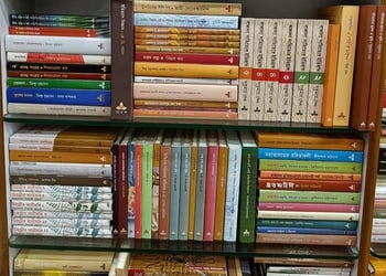 Ananda-publishers-pvt-limited-Book-stores-Baranagar-kolkata-West-bengal-3