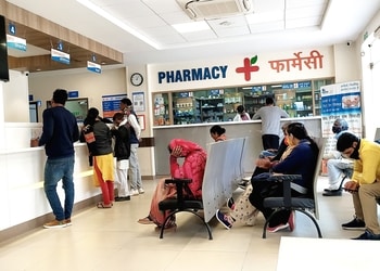 Apollo-clinic-Dermatologist-doctors-Gorakhpur-Uttar-pradesh-2
