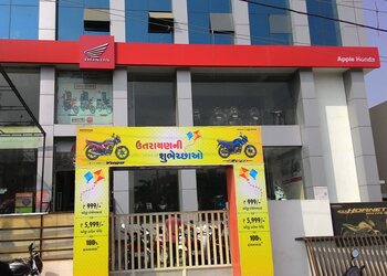 Apple-honda-Motorcycle-dealers-Alkapuri-vadodara-Gujarat-1